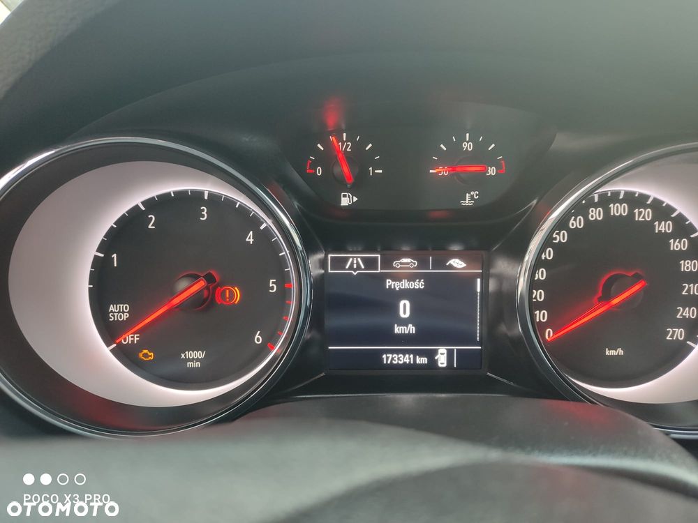 Opel Astra 1.6 CDTI Enjoy S&S - 10