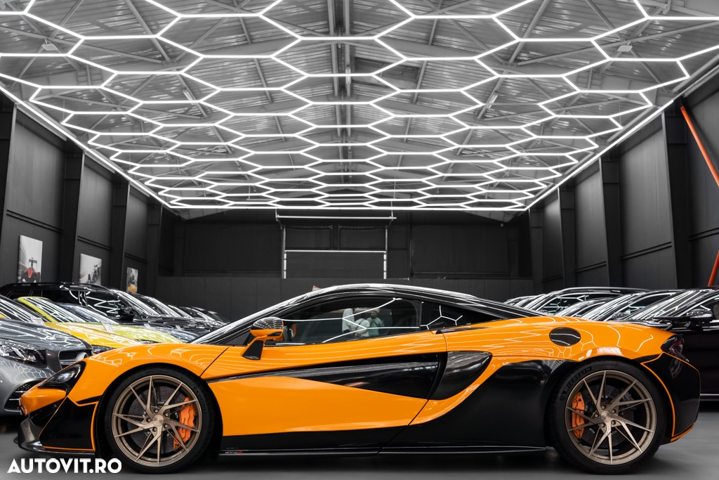 McLaren 570S Coupe - 30