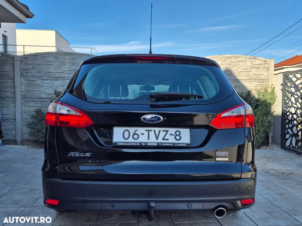 Ford Focus - 13