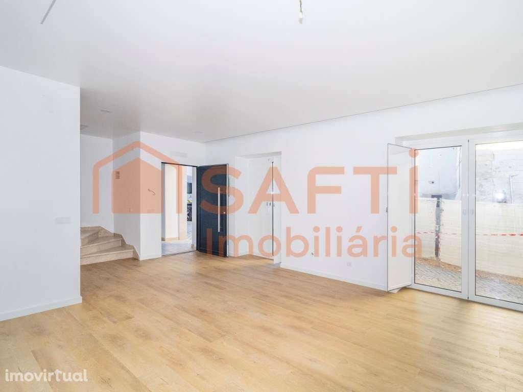 Moradia nova no centro de Ourém - Grande imagem: 2/24