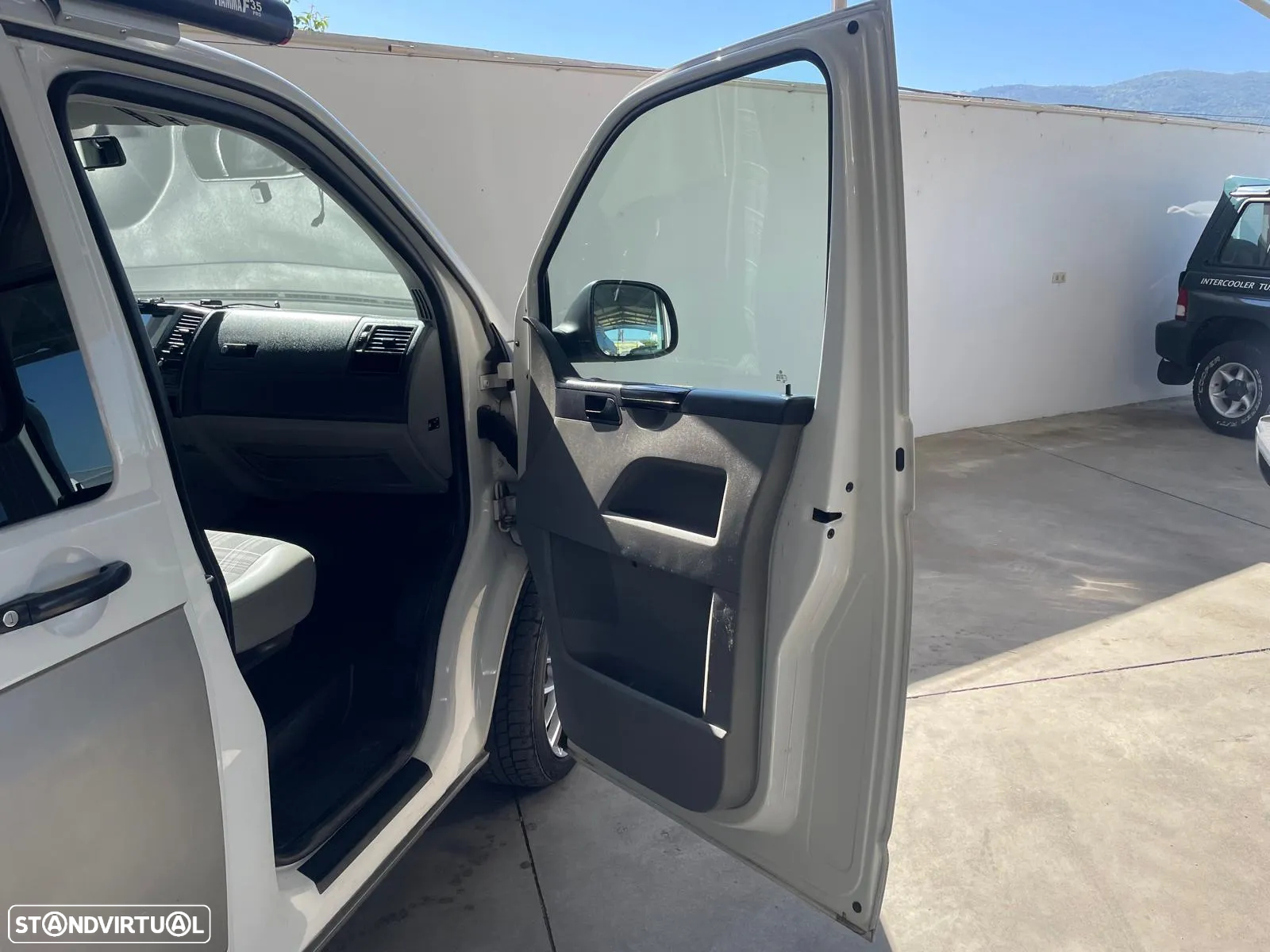 VW T5 Adventure 2.0 TDI - Autocaravana - 19