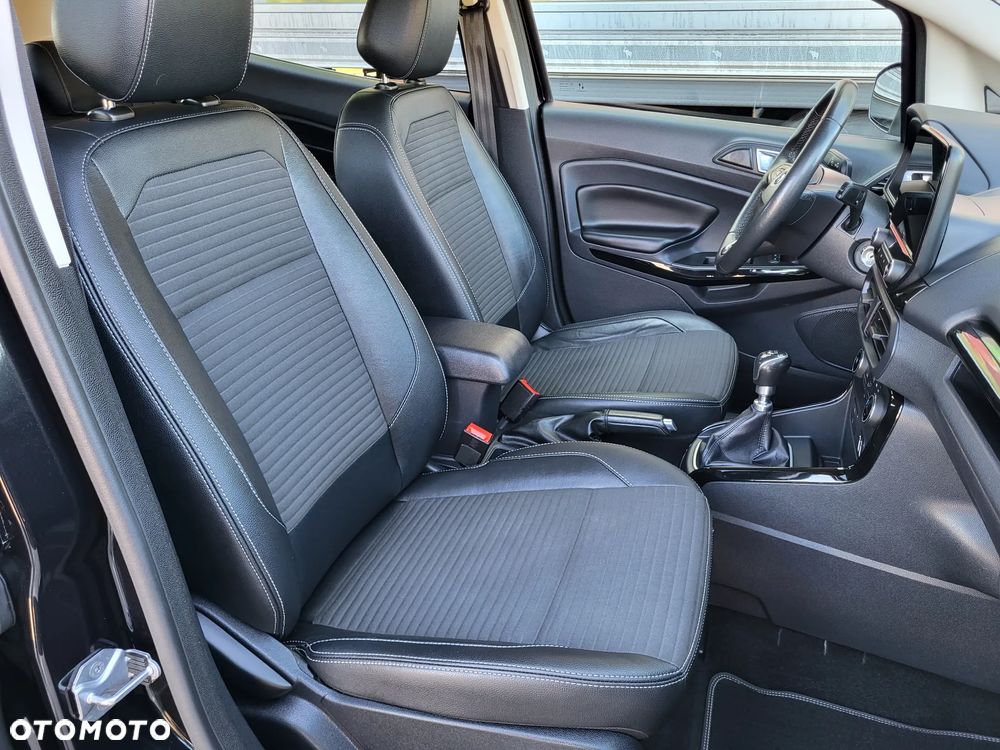 Ford EcoSport 1.0 EcoBoost TITANIUM X - 32