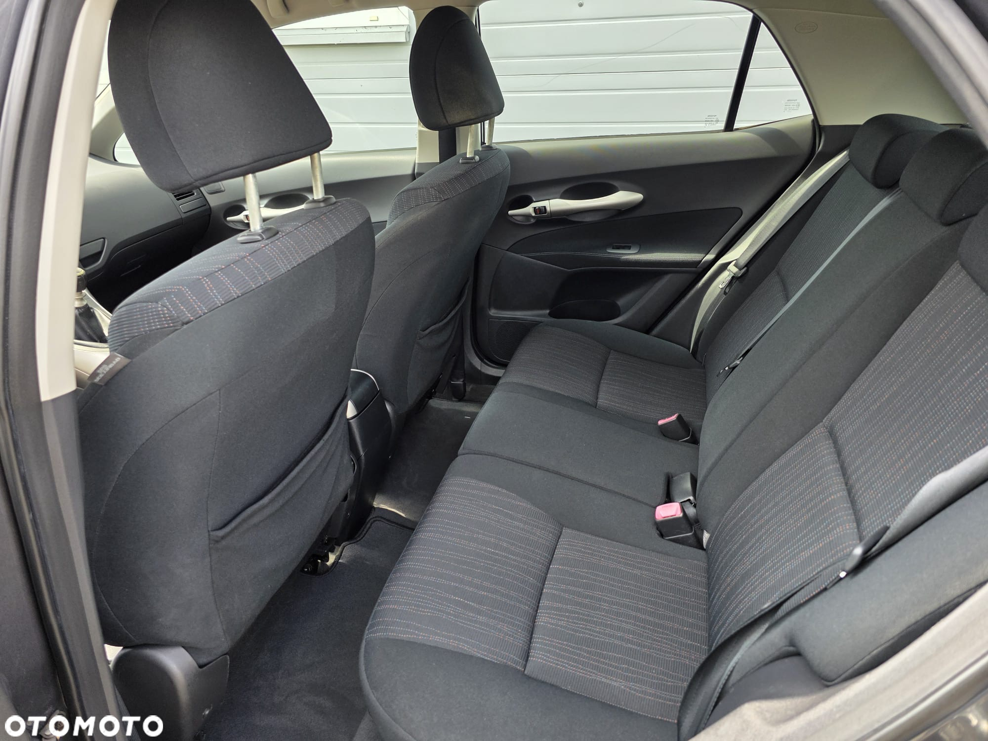 Toyota Auris 1.6 Sol - 27