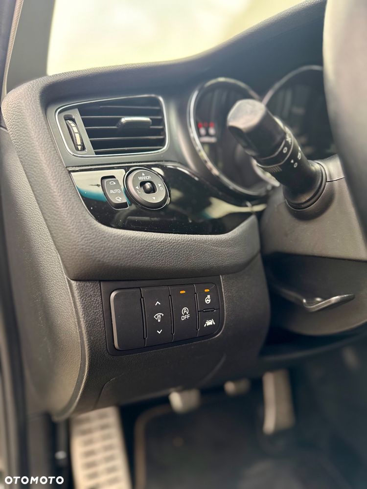 Kia Ceed 1.6 CRDi 128 Platinum Edition - 34