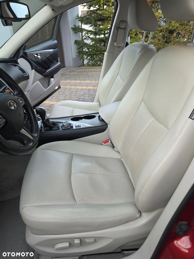 Infiniti Q50 2.0t Premium Sound Studio by Bose - 7