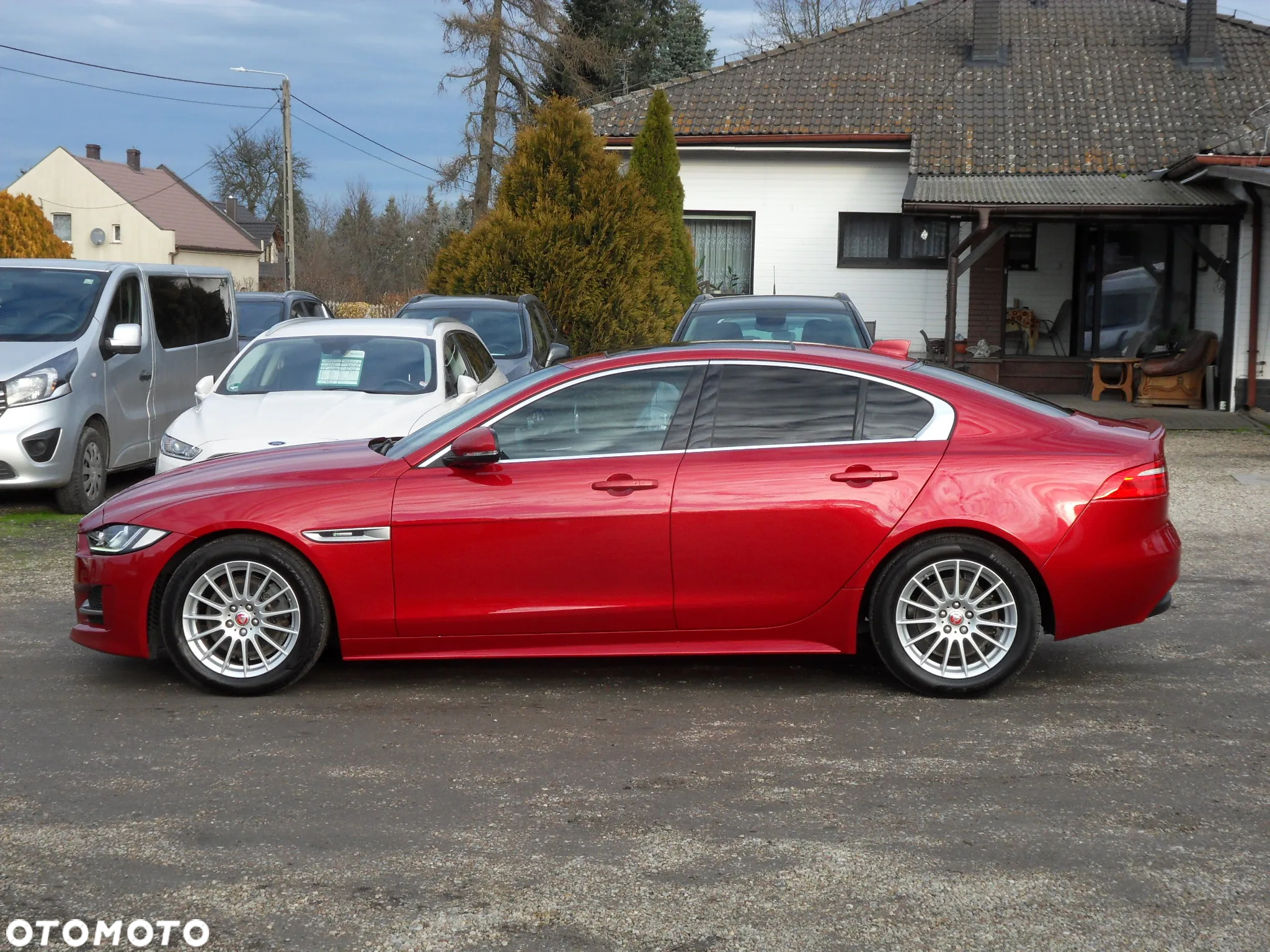 Jaguar XE E-Performance R-Sport - 2