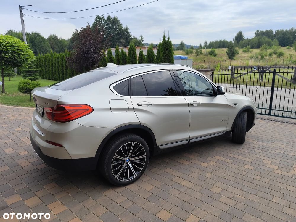 BMW X4 xDrive20d xLine - 3