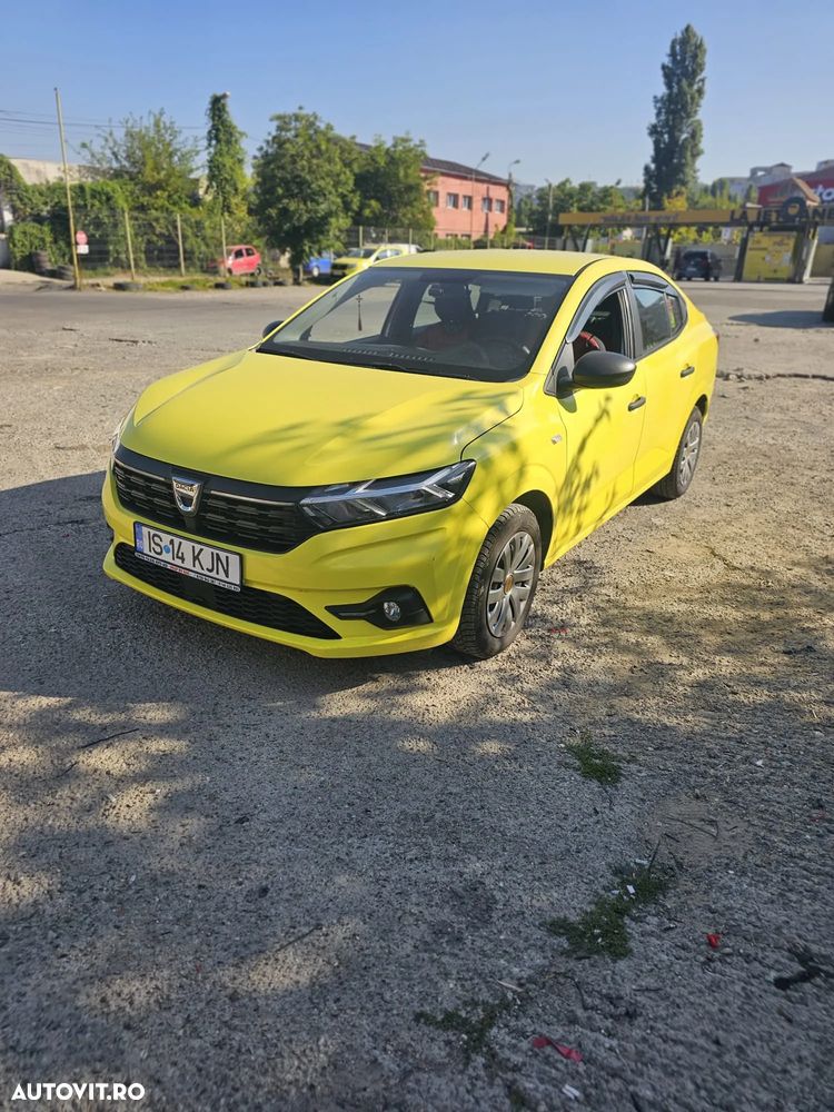 Dacia Logan TCe 90 Essential - 1