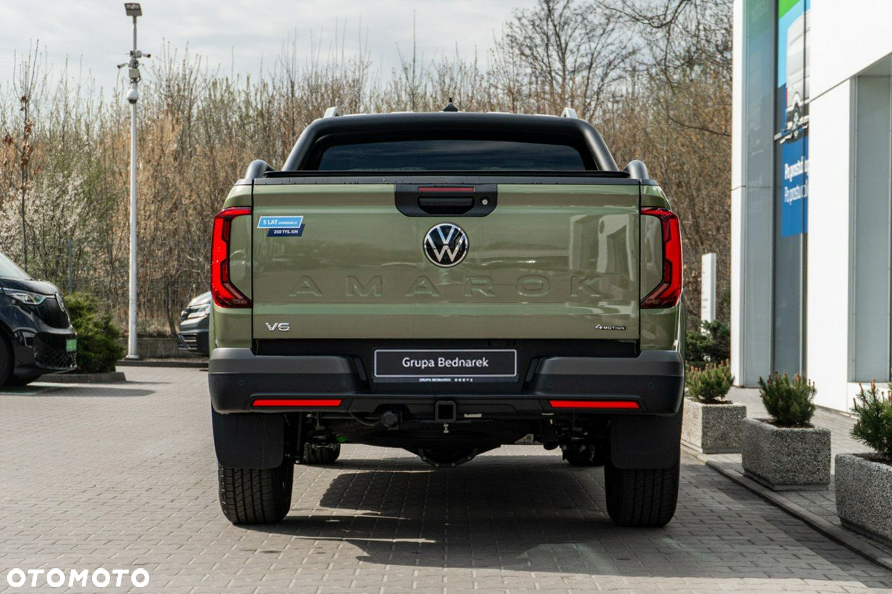 Volkswagen Amarok - 8