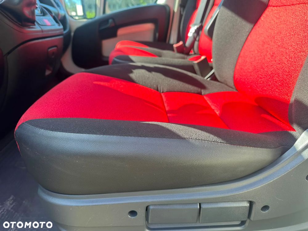 Fiat Ducato 2.3 diesel 130 kM 2014 rok WEBASTO, KLIMA ORGINALNY NIEWIELKI PRZEBIEG! ZAREJESTROWANY - 26