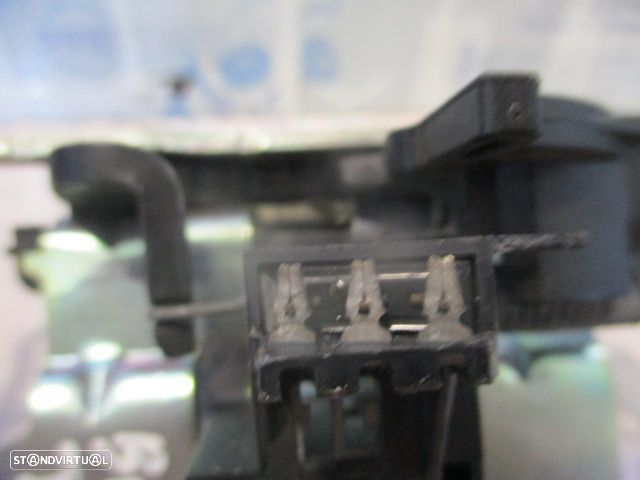 Fecho A2049200372 MERCEDES W204 CLASSE C 2008 220CDI 170CV 4P CINZA MALA 3 PINOS - 5