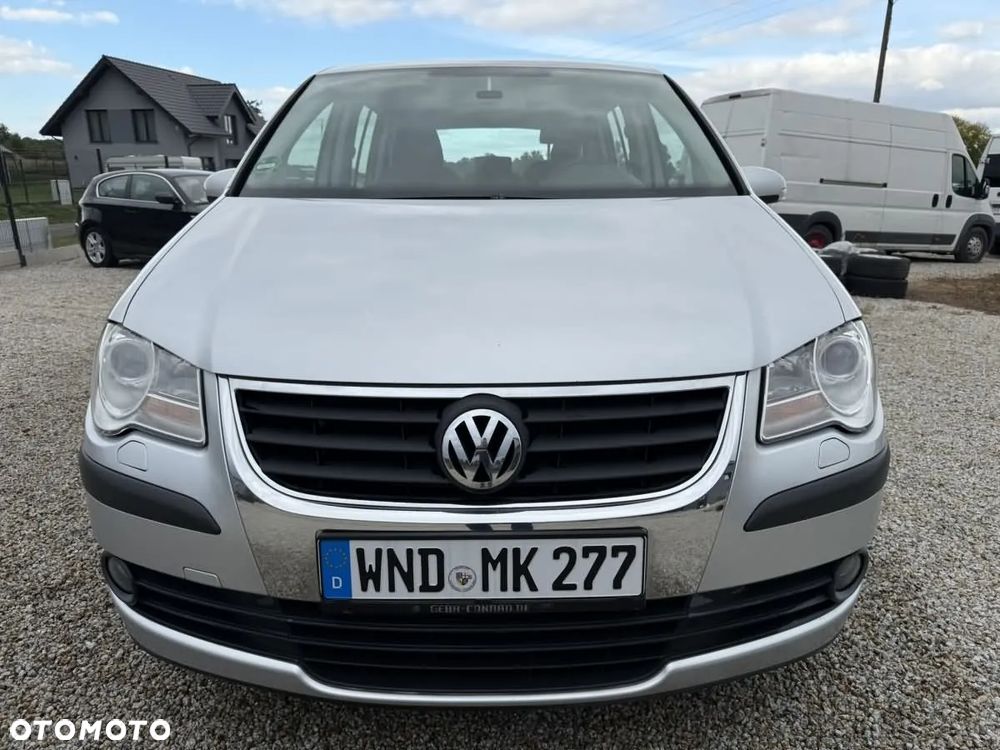 Volkswagen Touran 1.9 TDI DPF Conceptline - 12