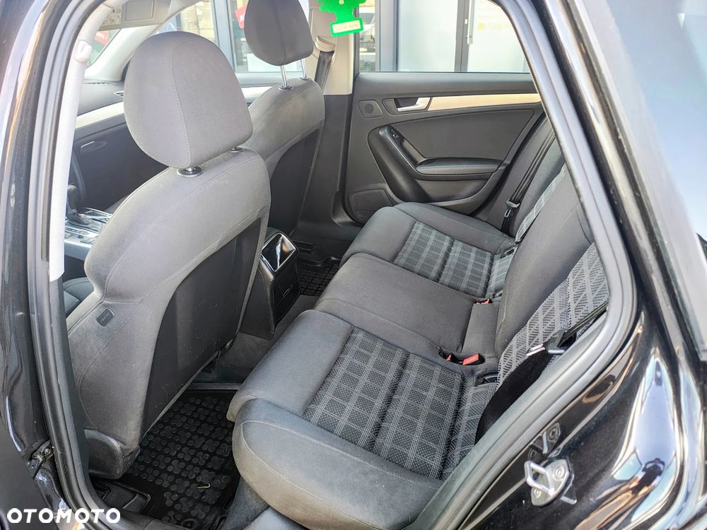 Audi A4 Avant - 8