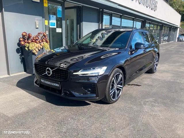 Volvo V60 2.0 T6 AWD TE Plus Dark - 3