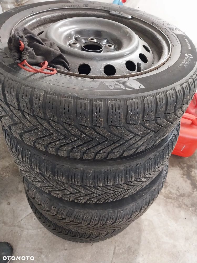 Toyota Auris 1.6 Executive - 10