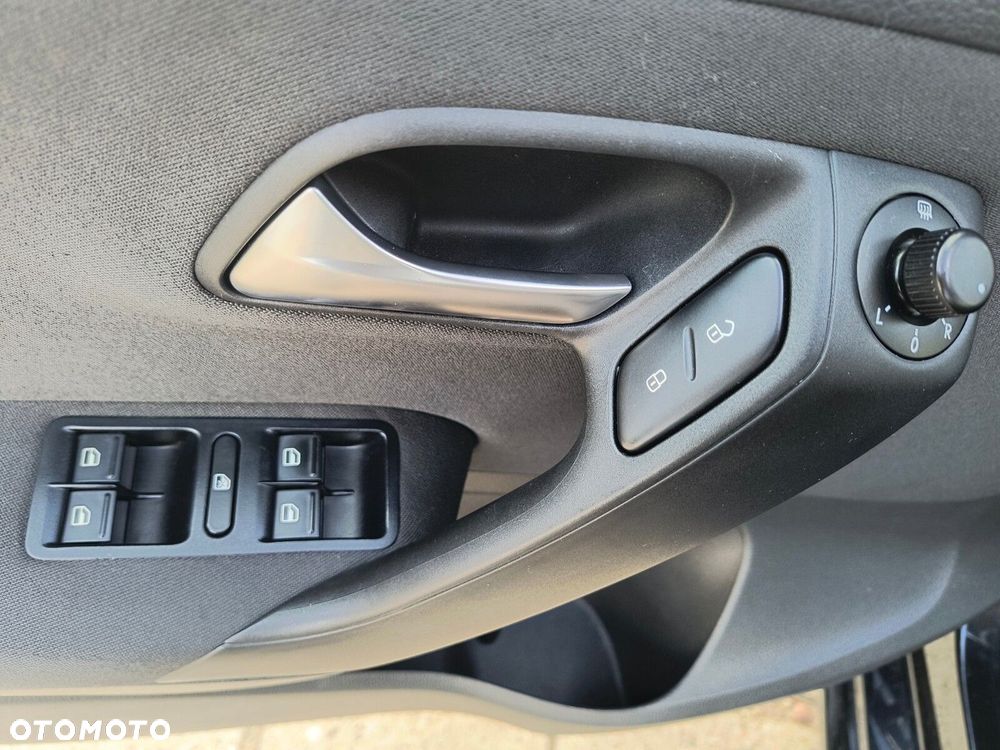 Volkswagen Polo - 16