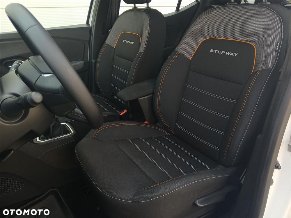 Dacia Sandero Stepway - 11