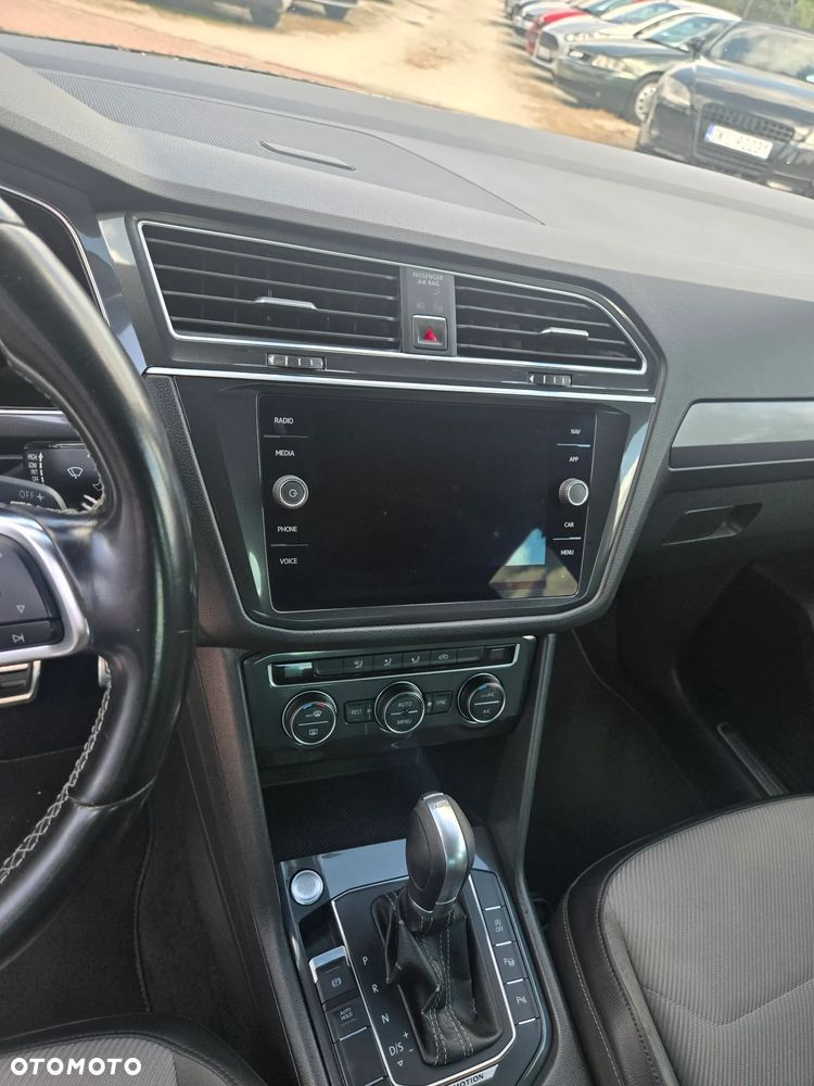 Volkswagen Tiguan 2.0 TDI SCR 4Motion (BlueMotion Techn.) DSG Highline - 29
