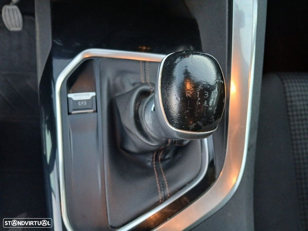 Peugeot 3008 1.5 BlueHDi Active - 20