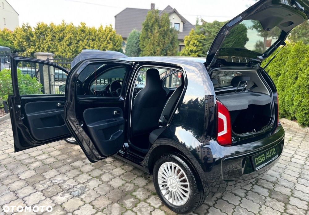 Volkswagen up! - 33