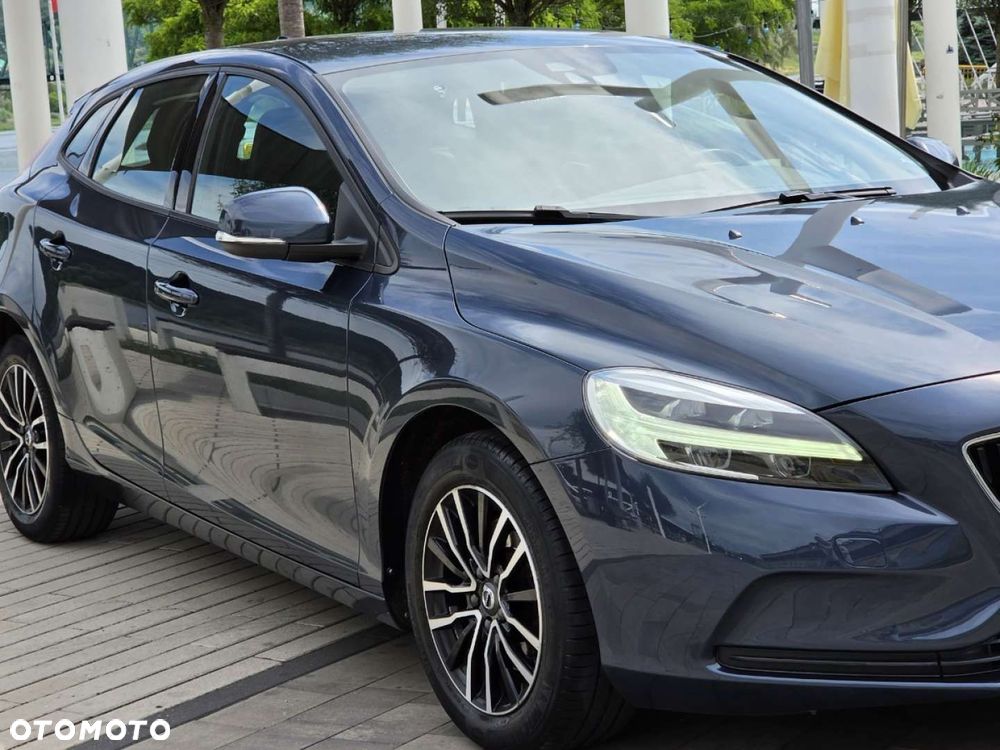 Volvo V40 - 20