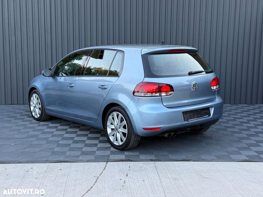 Volkswagen Golf - 4