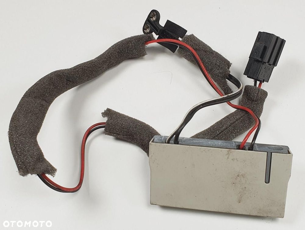 WZMACNIACZ ANTENY VOLVO V70 850 9130312 - 1