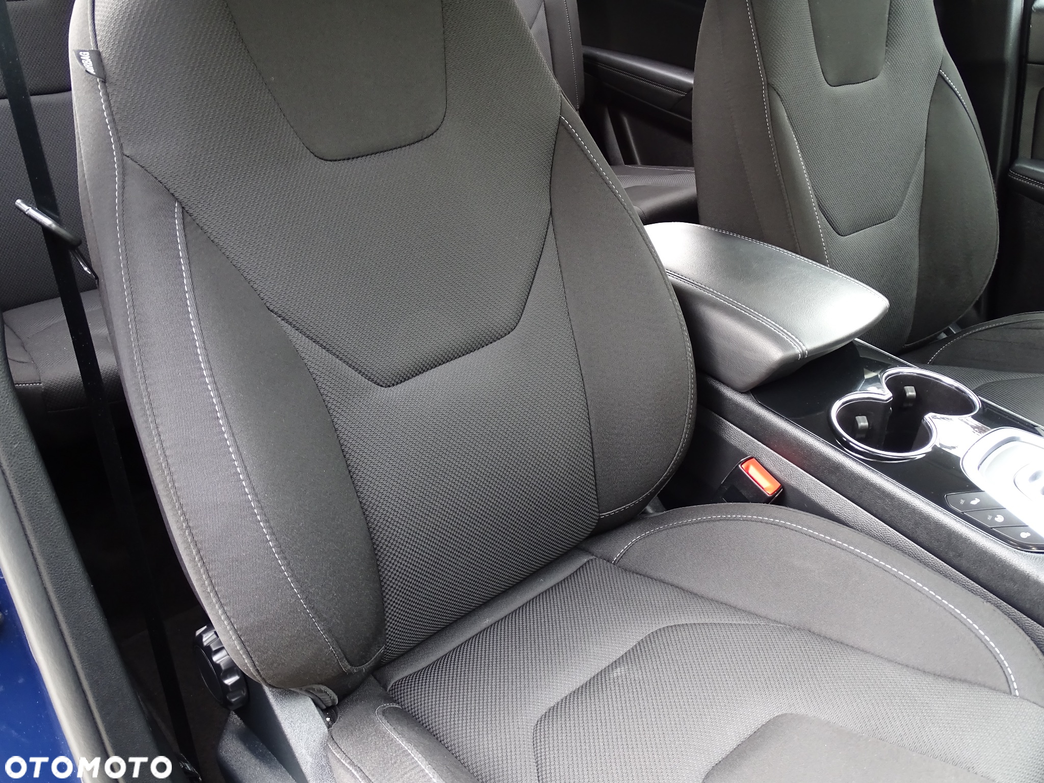Ford S-Max 2.0 EcoBlue Titanium - 17