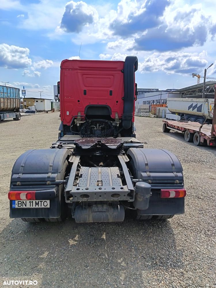 Mercedes-Benz AROCS - 10