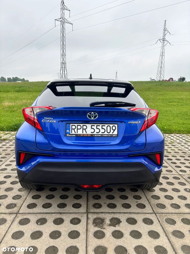 Toyota C-HR Flow - 9