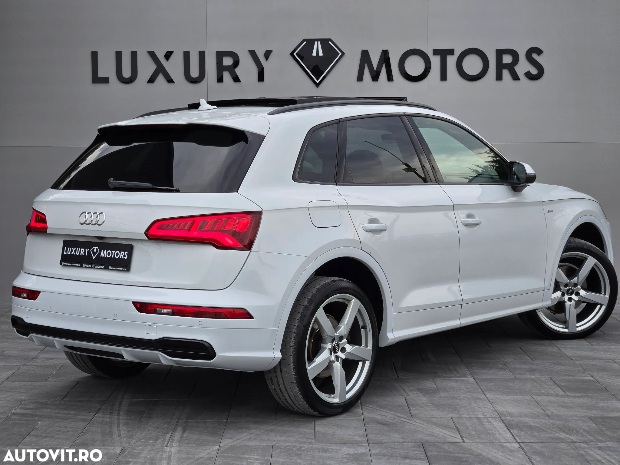 Audi Q5 40 TDI quattro S tronic sport - 5