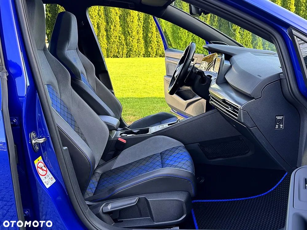 Volkswagen Golf VIII 2.0 TSI 4Motion R DSG - 38