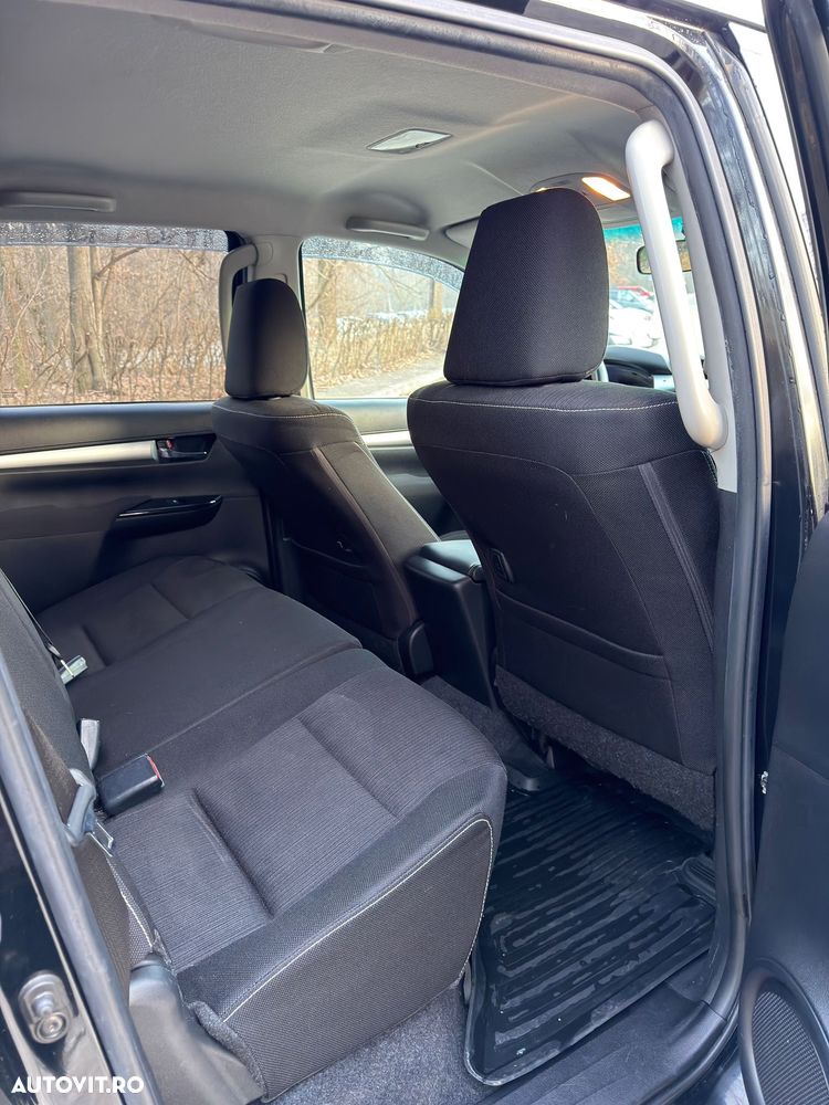 Toyota Hilux 2.4D 150CP 4x4 Double Cab AT Style - 15