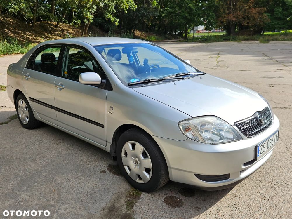 Toyota Corolla 1.6 VVT-i Base - 3
