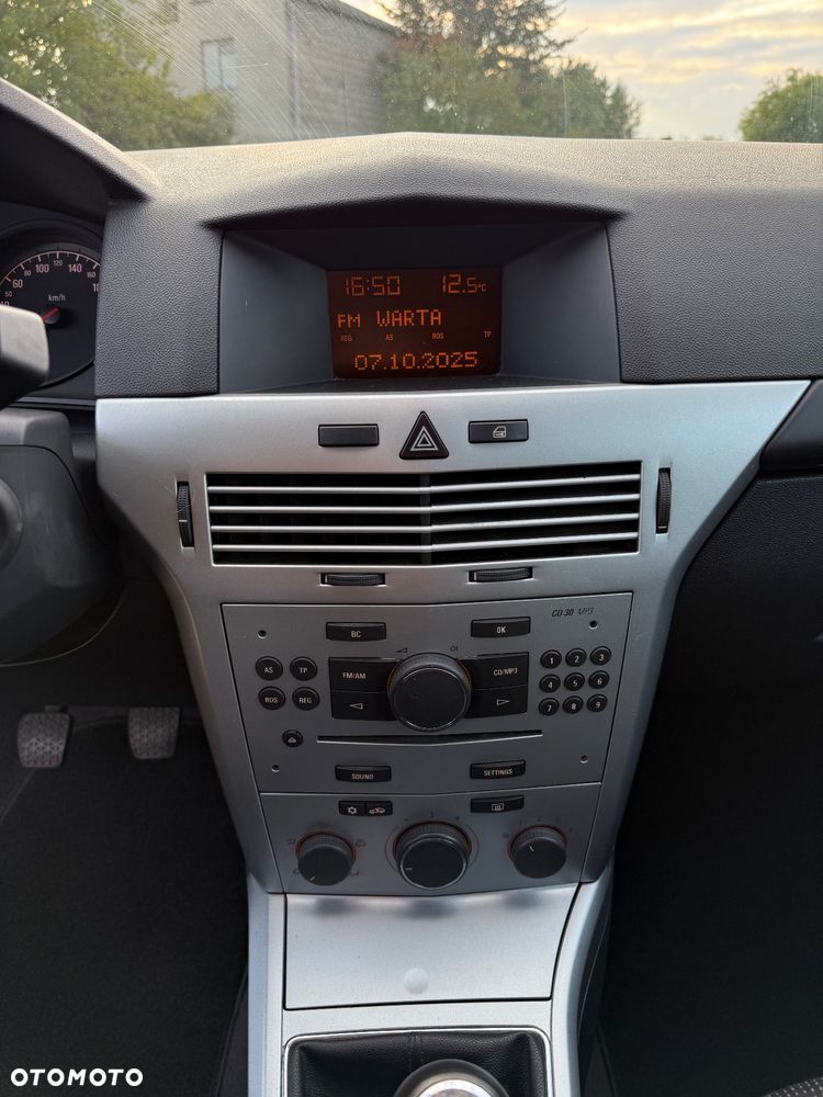 Opel Astra GTC 1.4 Catch me now - 18