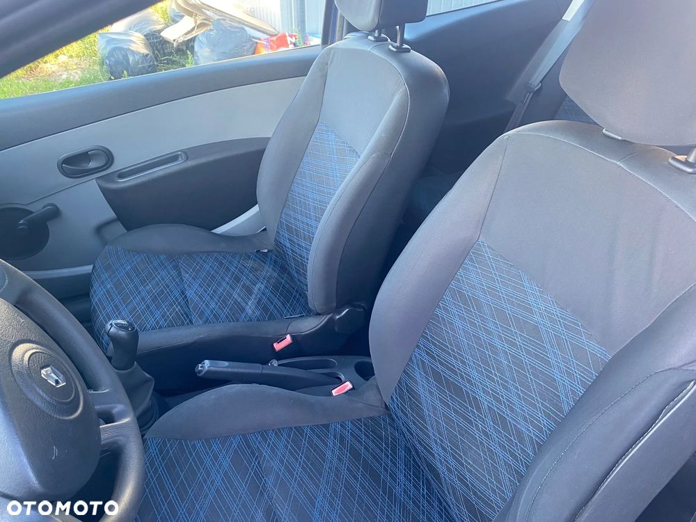 Renault Clio - 6