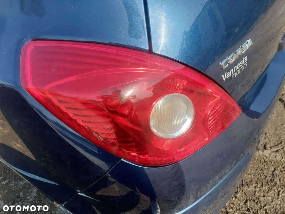 KOMPLETNY TYŁ KLAPA ZDERZAK LAMPA OPEL CORSA D HB 3D - 2