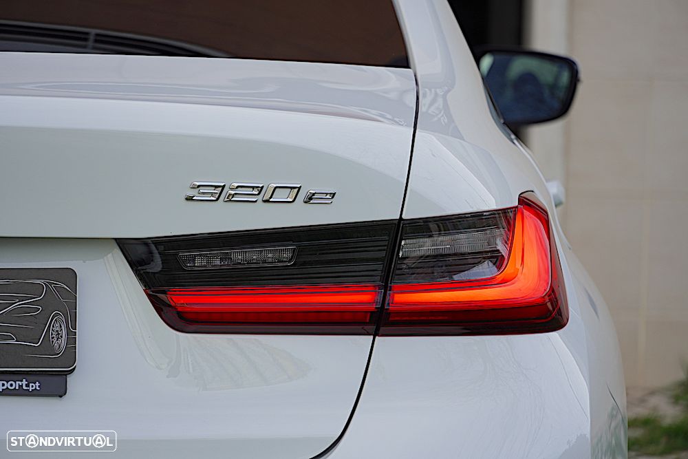 BMW 320 e Line Sport Auto - 16