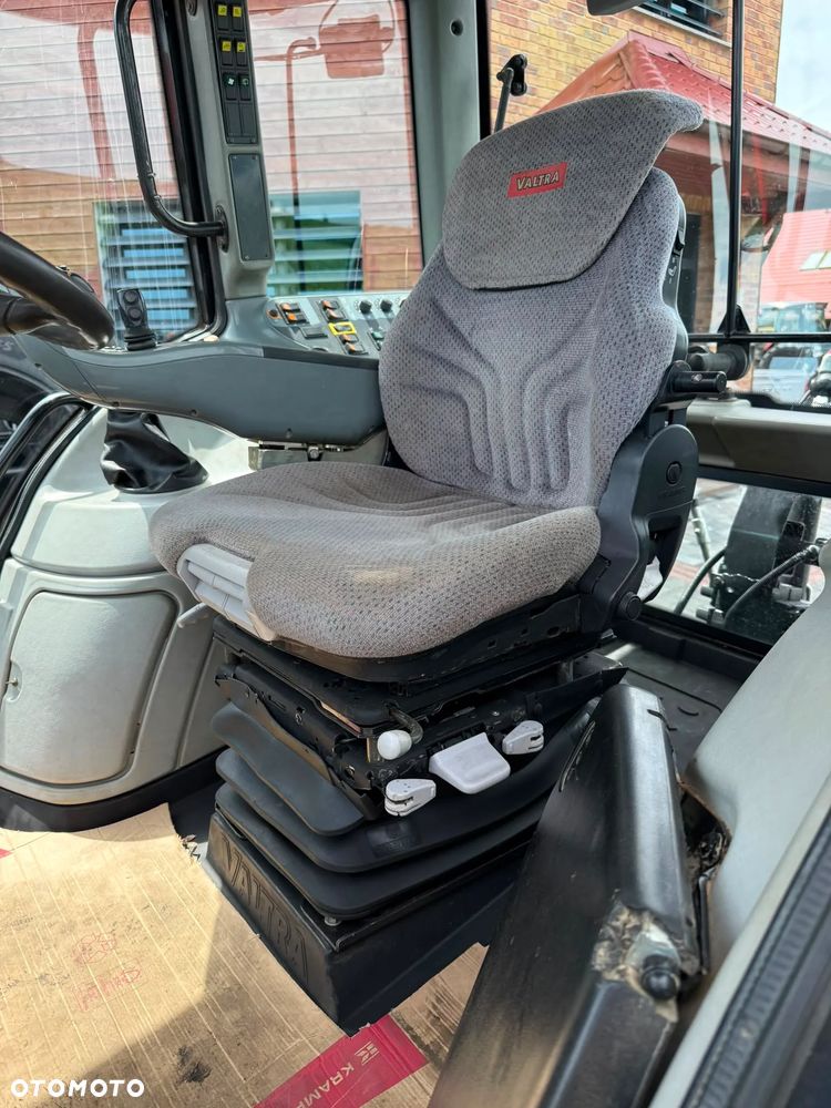 Valtra T171   HITECH  181 202 DIRECT VERSU 163  john deere - 31