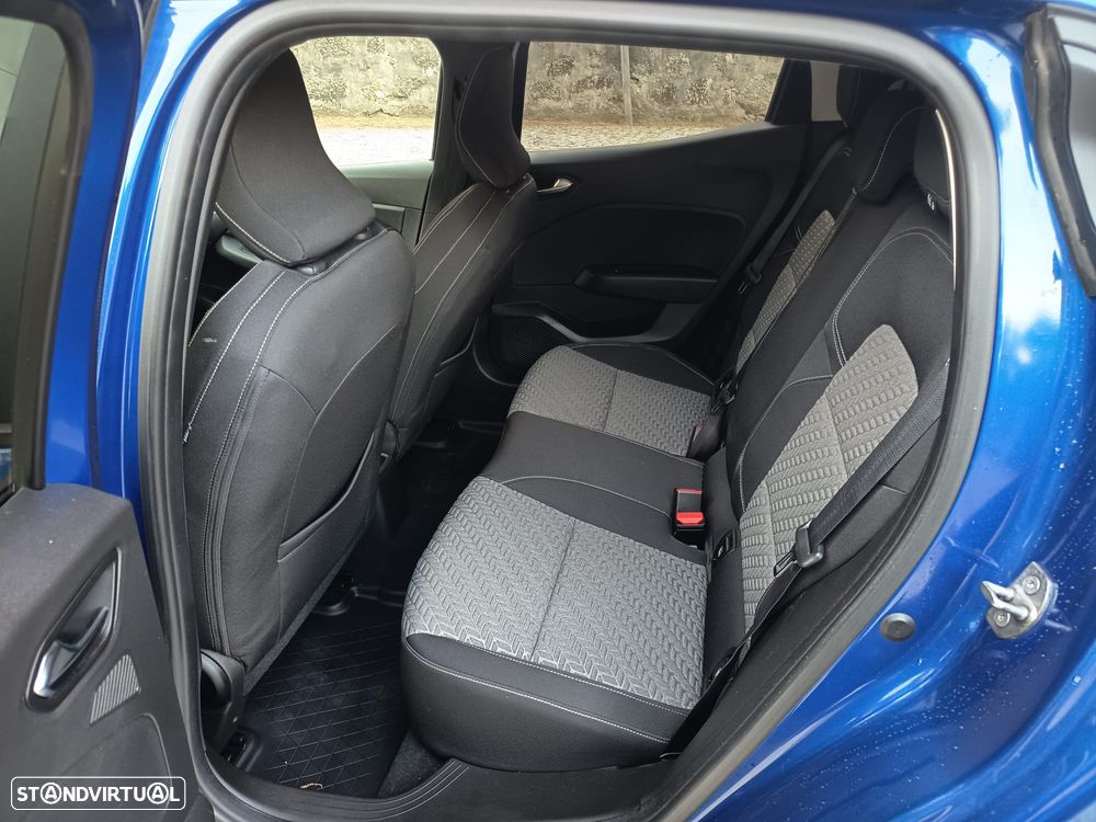 Renault Clio BLUE dCi 100 EVOLUTION - 12
