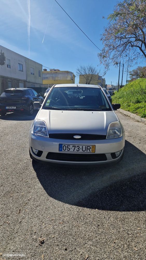 Ford Fiesta 1.4 Ambiente - 3