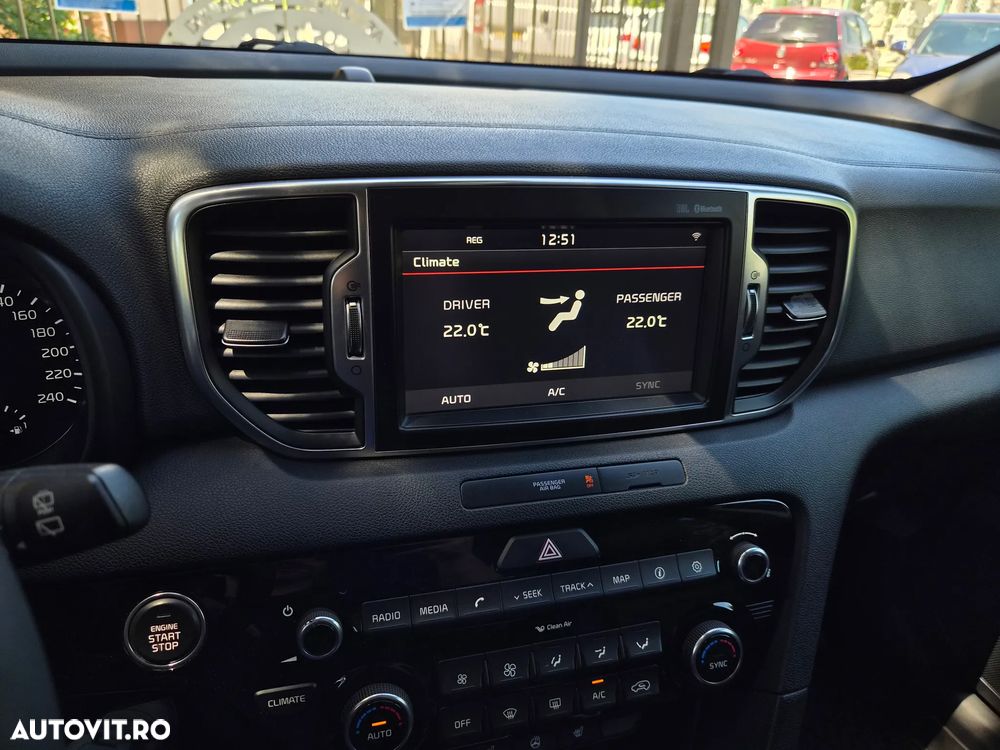 Kia Sportage 2,0 CRDI AWD Aut. Platinum - 19