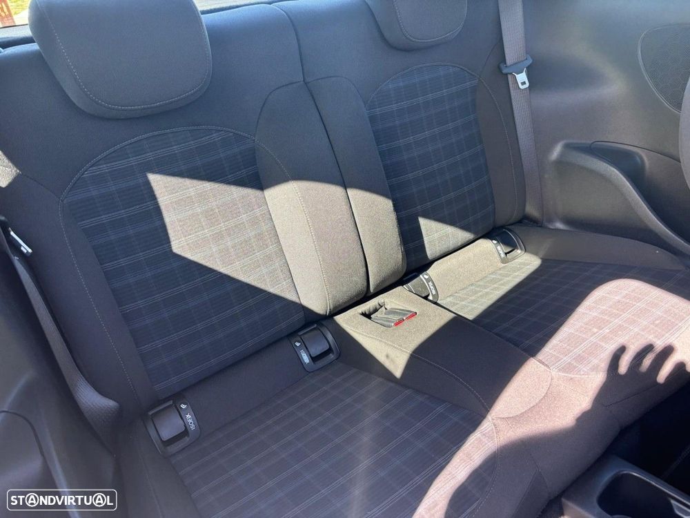 Opel Adam 1.2 Glam - 16