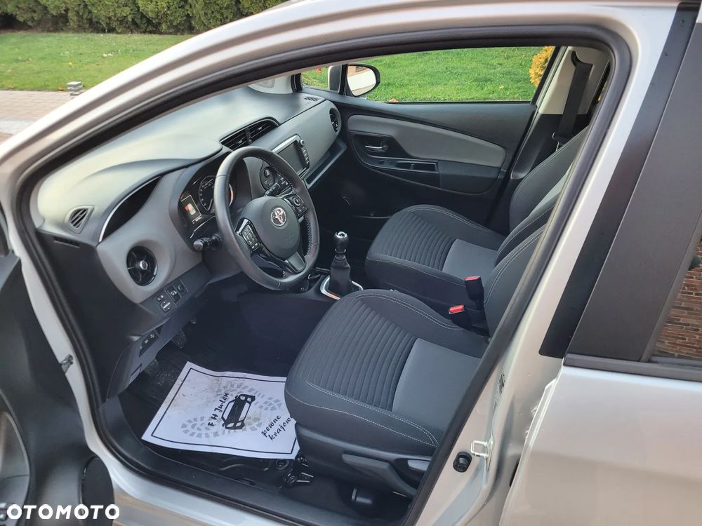Toyota Yaris 1.5 Premium - 20
