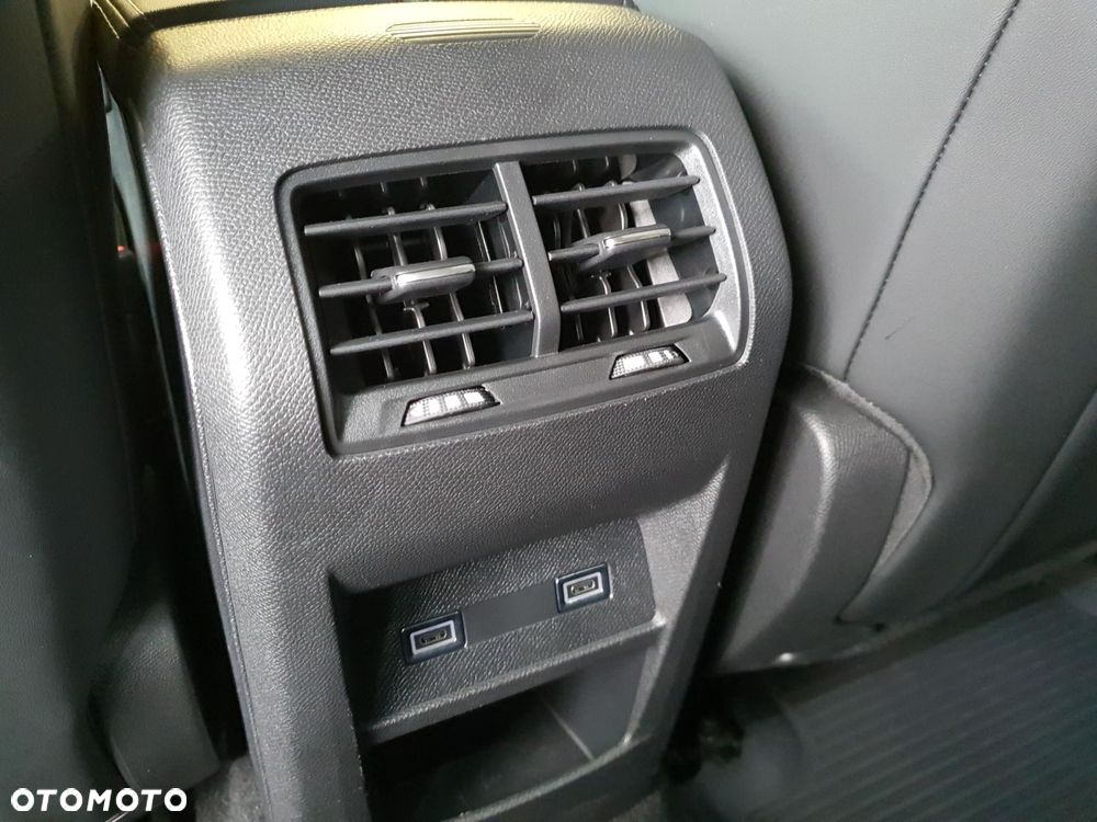 Peugeot 408 1.2 PureTech Allure Pack S&S EAT8 - 26