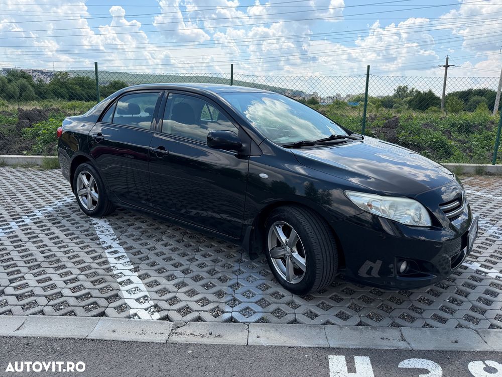 Toyota Corolla 2.0 D-4D DPF Sol - 1