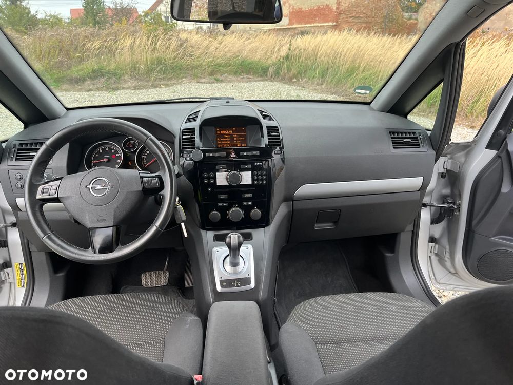 Opel Zafira 1.8 Cosmo EasyTronic - 16