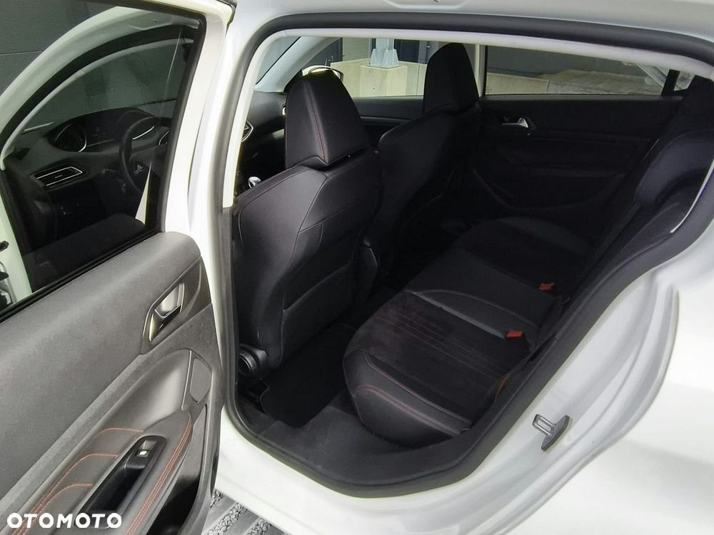 Peugeot 308 - 16