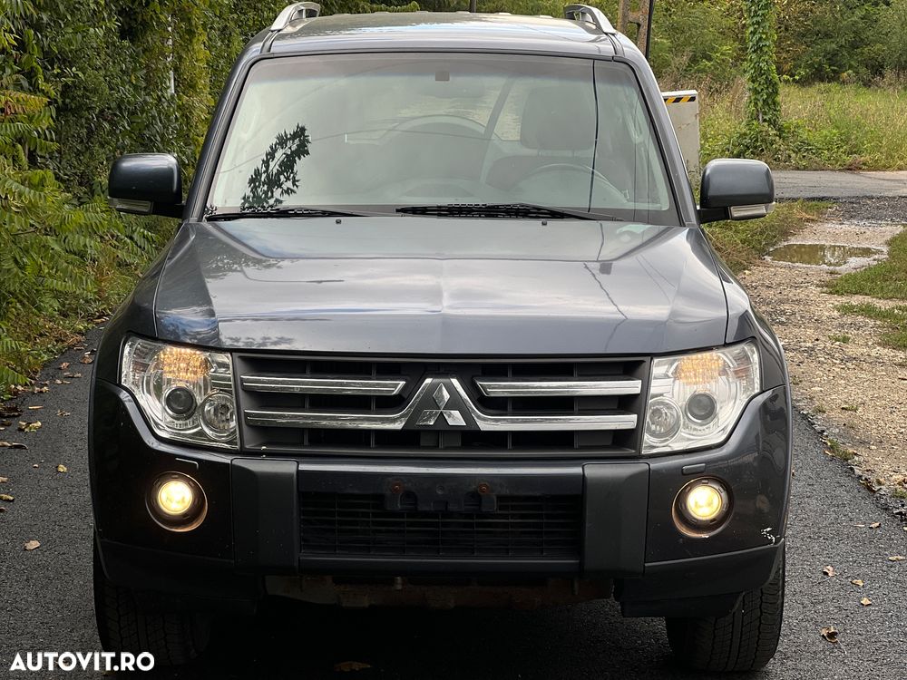 Mitsubishi Pajero 3.2 DI-D Automatik Instyle - 1