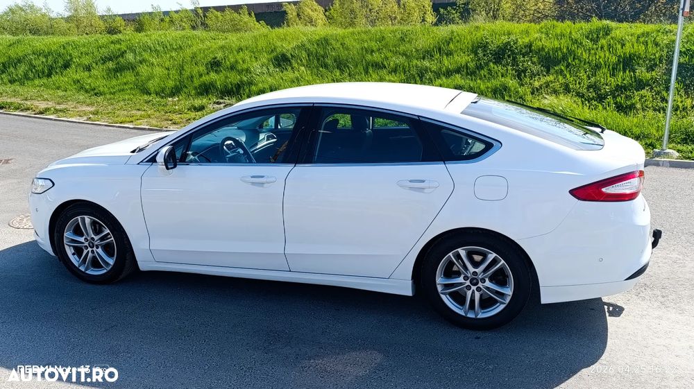 Ford Mondeo 2.0 TDCI Start-Stopp Titanium - 9